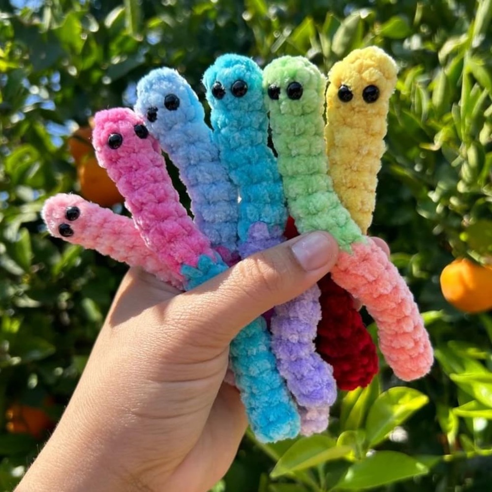Crochet gummy worms